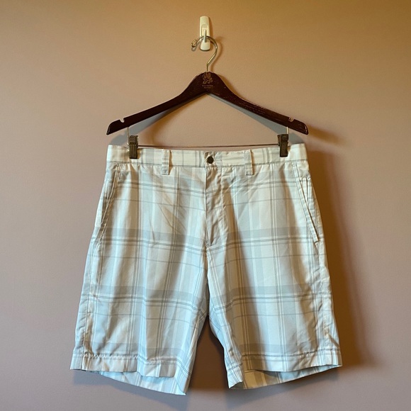 Callaway Checkered Golf Shorts - Picture 2 of 2